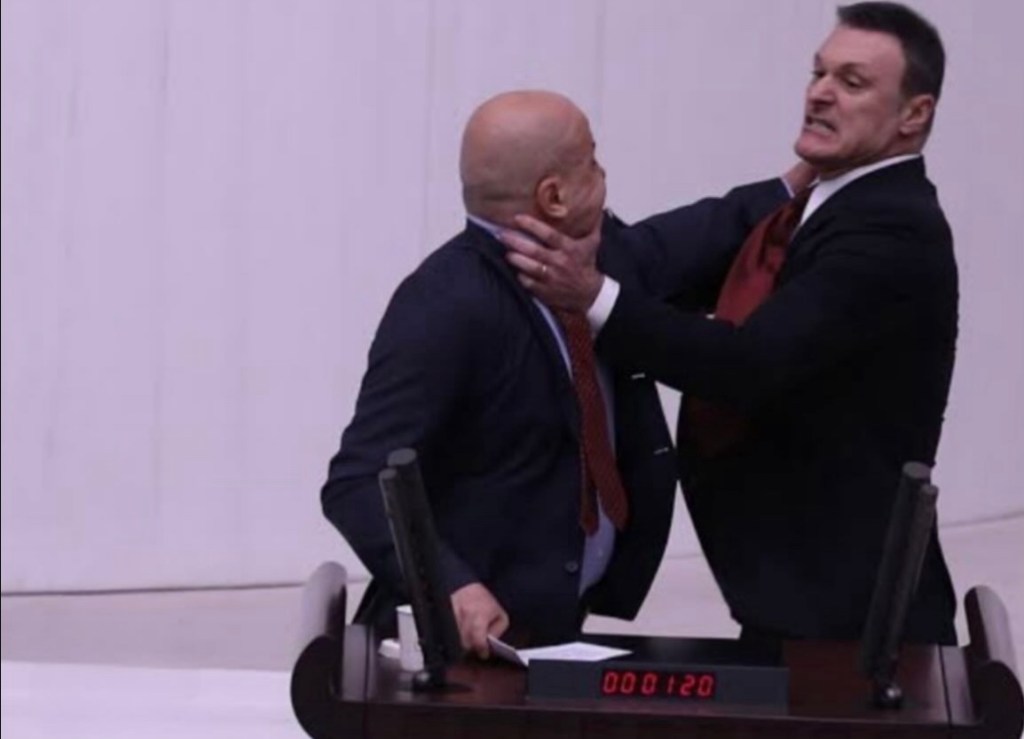 YASAMA SORUMSUZLUĞU