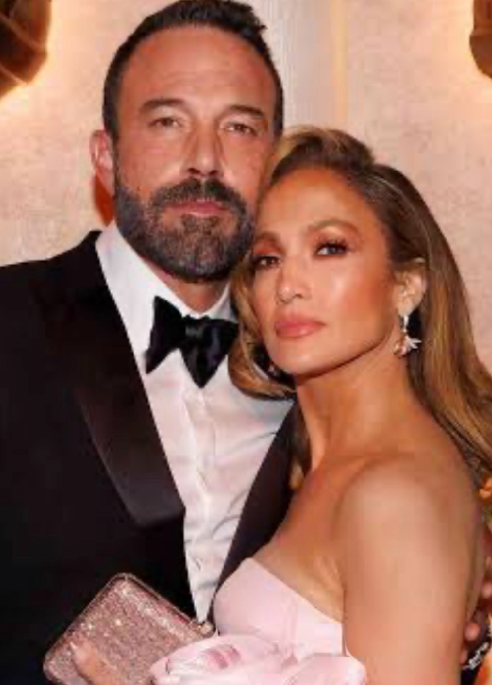 LOPEZ BEKARLIK SOYADINA GERİ&nbsp;DÖNDÜ